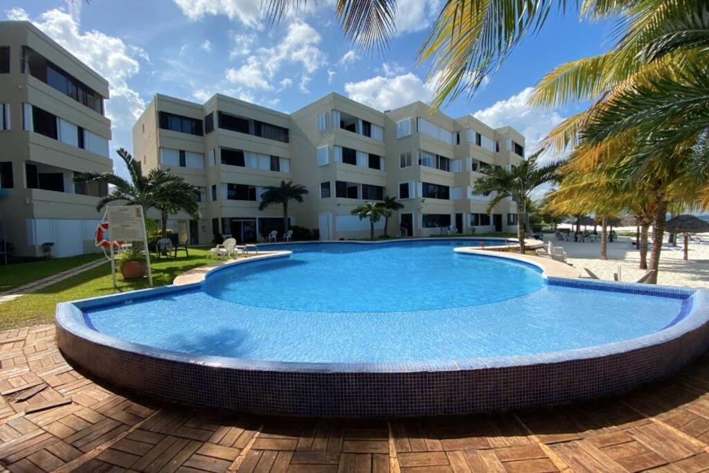 Oceanfront Condo Bm By Andiani Cancún Zewnętrze zdjęcie