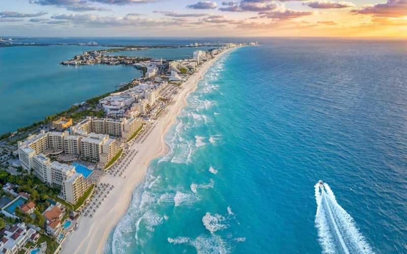Oceanfront Condo Bm By Andiani Cancún Zewnętrze zdjęcie